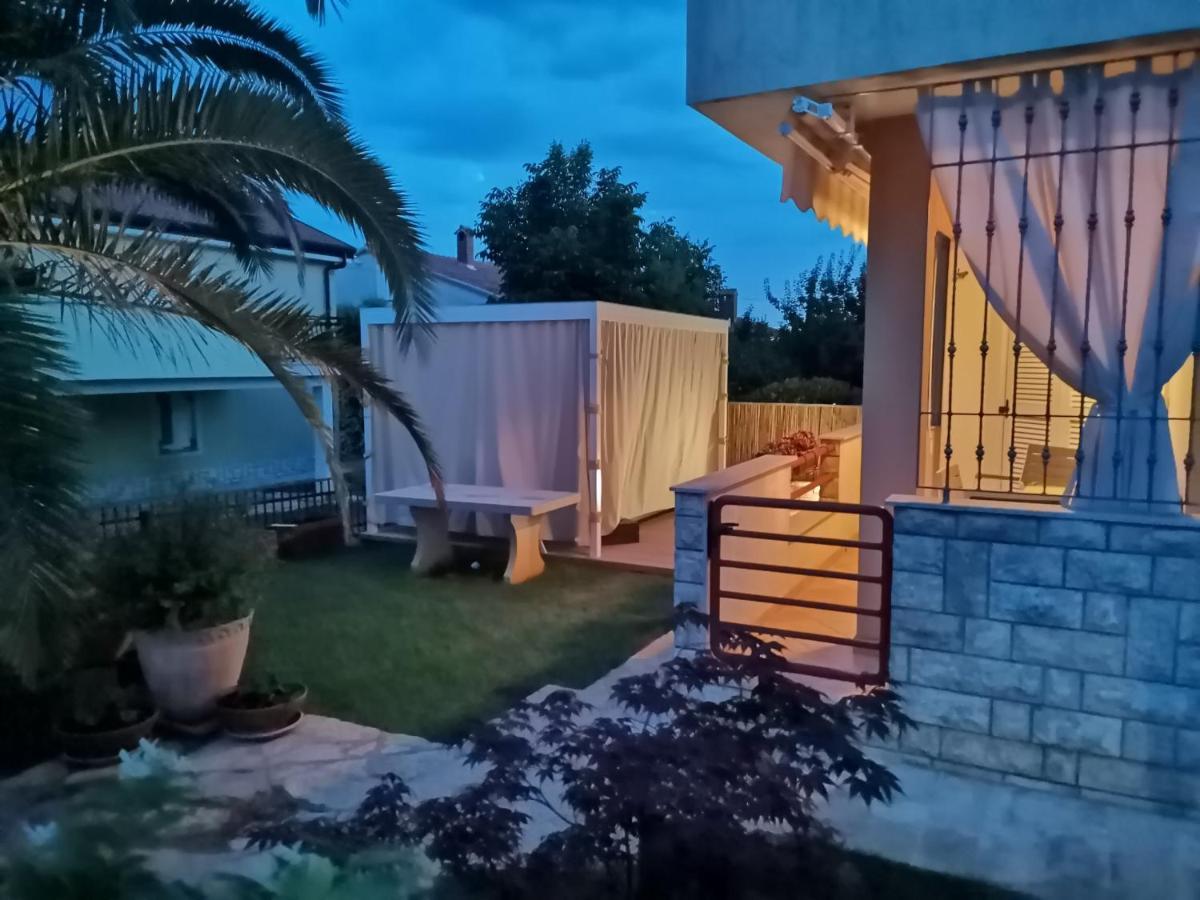 Apartman Hola Novigrad Istria エクステリア 写真