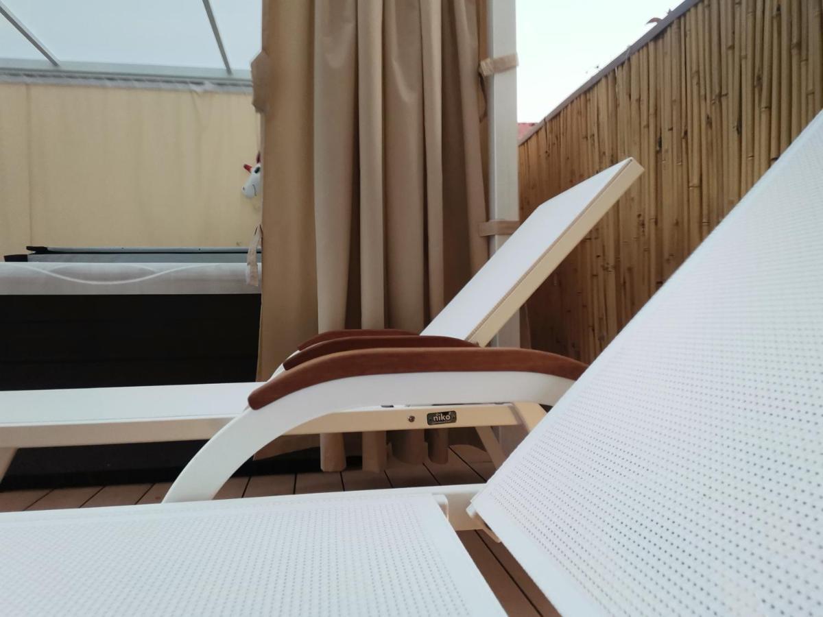 Apartman Hola Novigrad Istria エクステリア 写真