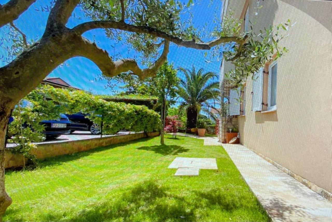 Apartman Hola Novigrad Istria エクステリア 写真