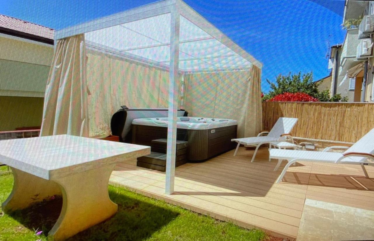 Apartman Hola Novigrad Istria エクステリア 写真