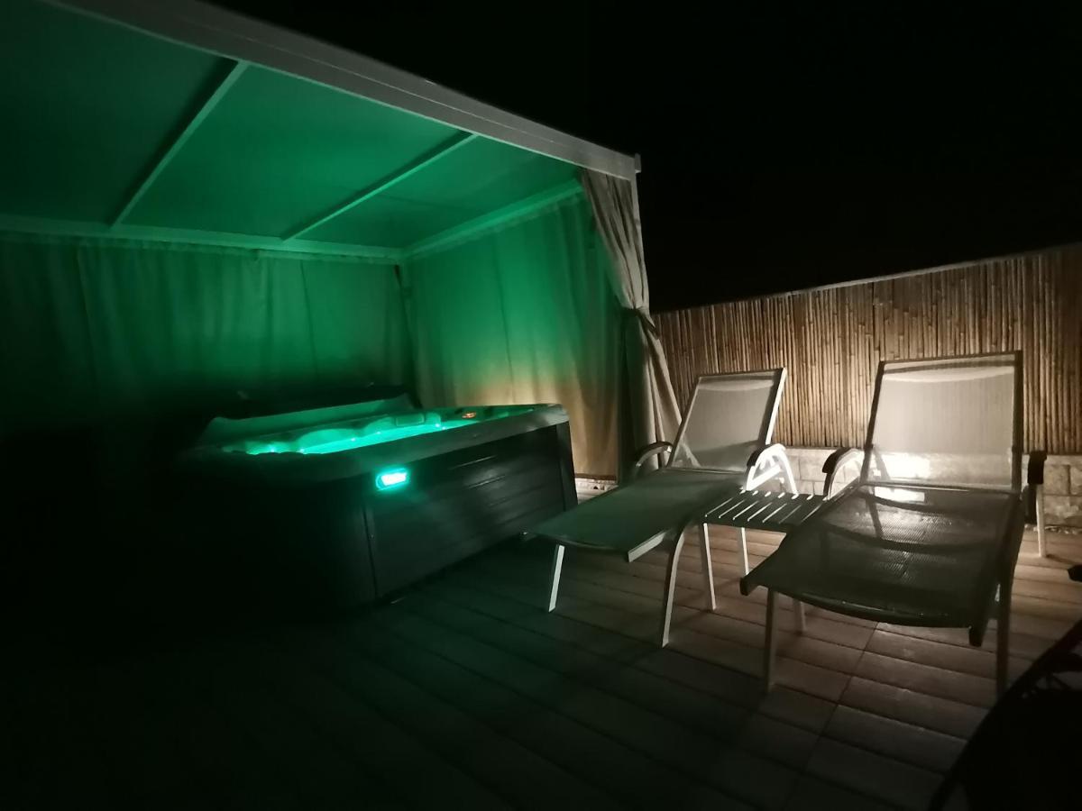 Apartman Hola Novigrad Istria エクステリア 写真